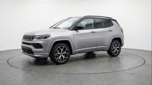 Silver Zynith Metallic Clearcoat 2025 Jeep Compass Limited