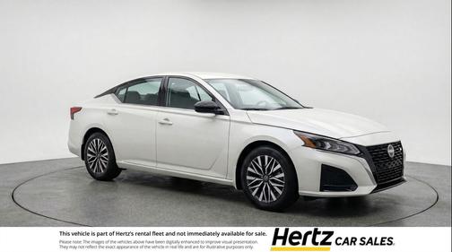 Glacier White 2025 Nissan Altima SV FWD