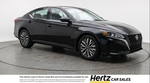 Super Black 2025 Nissan Altima SV FWD