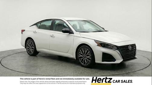 Glacier White 2025 Nissan Altima SV FWD