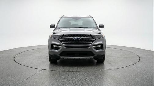 Carbonized Gray Metallic 2024 Ford Explorer XLT