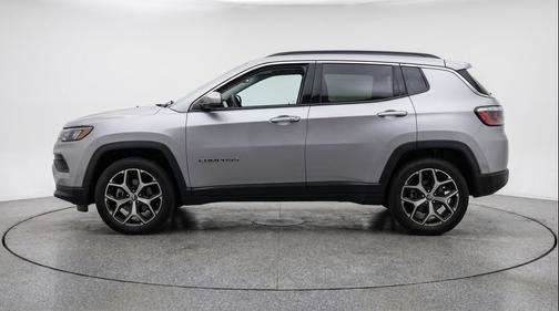 Silver Zynith Metallic Clearcoat 2025 Jeep Compass Limited