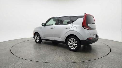 Steel Gray 2025 Kia Soul LX