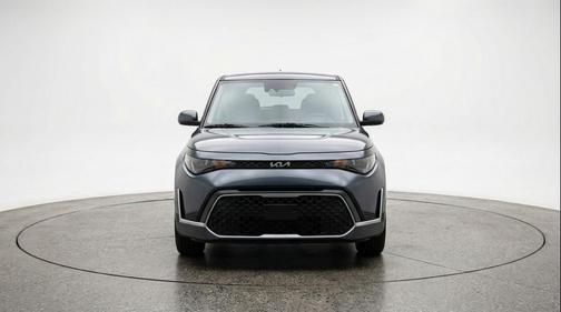 Gravity Gray 2025 Kia Soul LX
