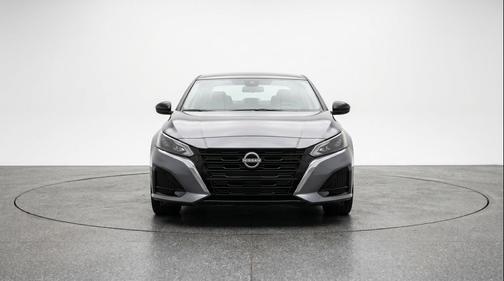 Gun Metallic 2025 Nissan Altima SV FWD