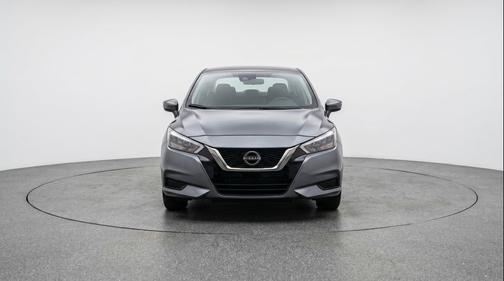 Gun Metallic 2025 Nissan Versa 1.6 SV