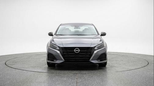 Gun Metallic 2025 Nissan Altima SV FWD