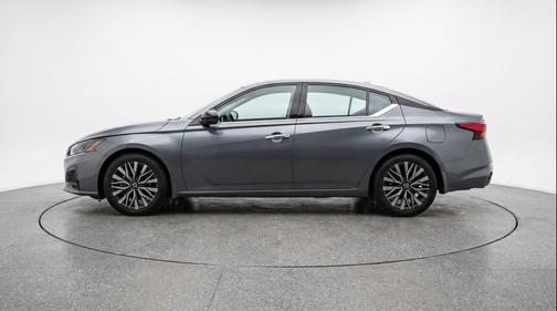 Gun Metallic 2025 Nissan Altima SV FWD