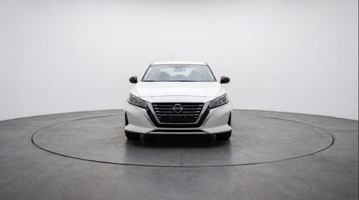 Glacier White 2025 Nissan Altima SV FWD