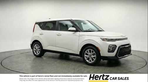 Snow White Pearl 2025 Kia Soul LX
