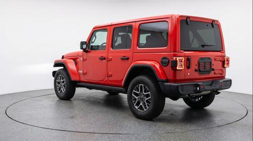 Firecracker Red Clearcoat 2025 Jeep Wrangler 4-Door Sahara 4x4