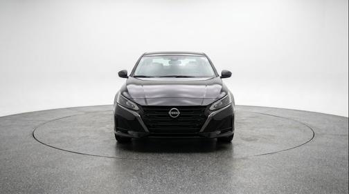 Super Black 2025 Nissan Altima SV FWD