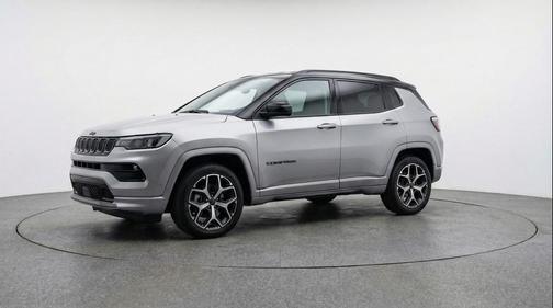 Silver Zynith Metallic Clearcoat 2025 Jeep Compass Limited