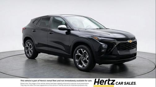 Mosaic Black Metallic 2025 Chevrolet Trax LT