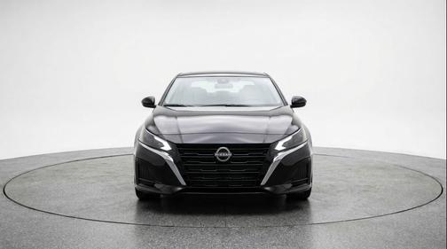 Super Black 2025 Nissan Altima SV FWD
