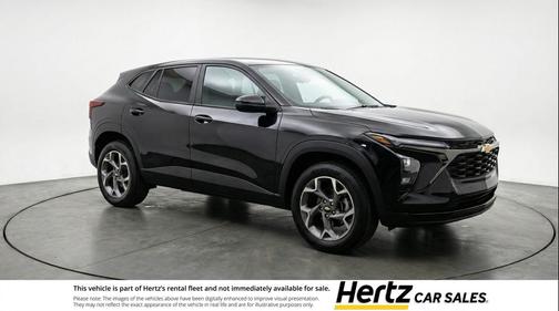Mosaic Black Metallic 2025 Chevrolet Trax LT