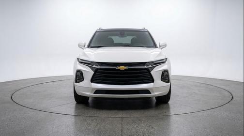 Summit White 2025 Chevrolet Blazer 2LT