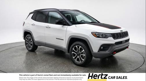 Bright White Clearcoat 2025 Jeep Compass Trailhawk