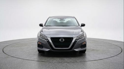 Gun Metallic 2025 Nissan Altima SV FWD