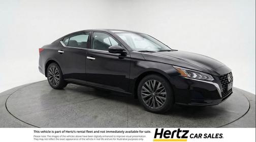 Super Black 2025 Nissan Altima SV FWD