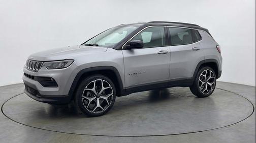 Silver Zynith Metallic Clearcoat 2025 Jeep Compass Limited