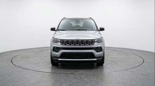 Silver Zynith Metallic Clearcoat 2025 Jeep Compass Limited