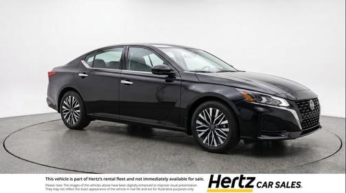 Super Black 2025 Nissan Altima SV FWD