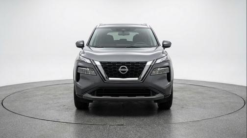 Gun Metallic 2025 Nissan Rogue SV