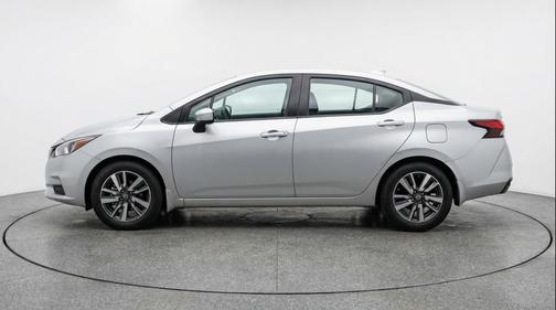 Brilliant Silver Metallic 2025 Nissan Versa 1.6 SV