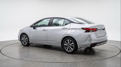 Brilliant Silver Metallic 2025 Nissan Versa 1.6 SV
