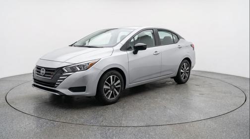 Brilliant Silver Metallic 2025 Nissan Versa 1.6 SV