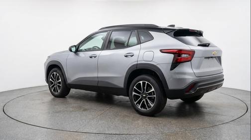 Sterling Gray Metallic 2025 Chevrolet Trailblazer LT