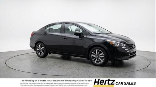 Super Black 2025 Nissan Versa 1.6 SV