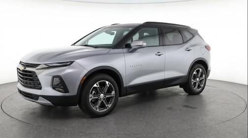 Sterling Gray Metallic 2025 Chevrolet Blazer 2LT