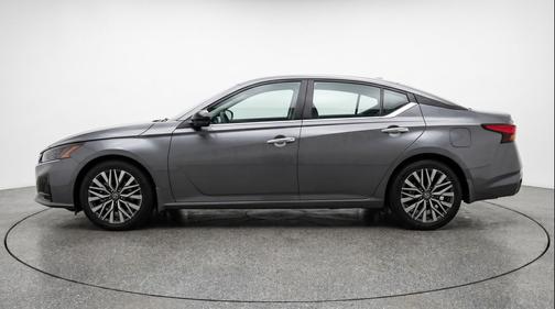 Gun Metallic 2025 Nissan Altima SV FWD