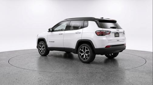 Bright White Clearcoat 2025 Jeep Compass Limited