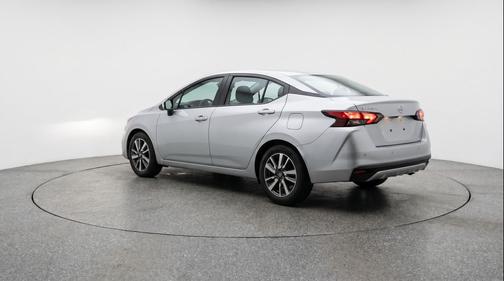 Brilliant Silver Metallic 2025 Nissan Versa 1.6 SV