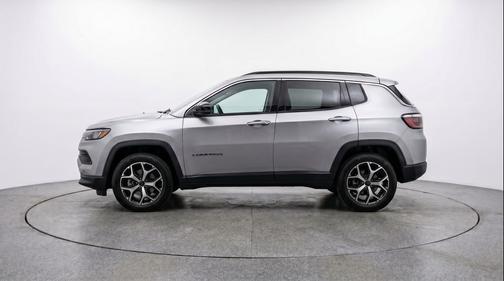 Silver Zynith Metallic Clearcoat 2025 Jeep Compass Limited