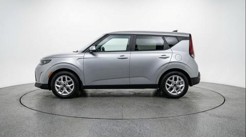 Steel Gray 2025 Kia Soul LX