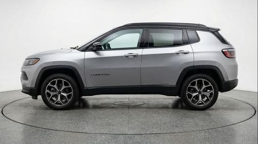 Silver Zynith Metallic Clearcoat 2025 Jeep Compass Limited