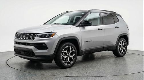 Silver Zynith Metallic Clearcoat 2025 Jeep Compass Limited