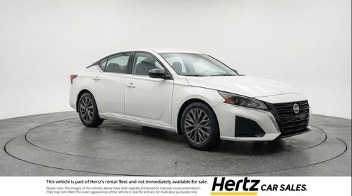 Glacier White 2025 Nissan Altima SV FWD