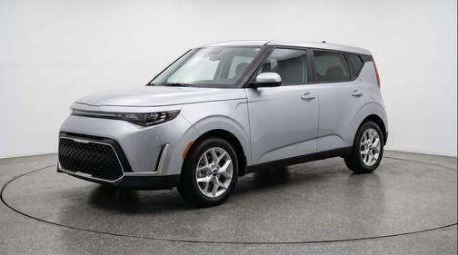 Steel Gray 2025 Kia Soul LX