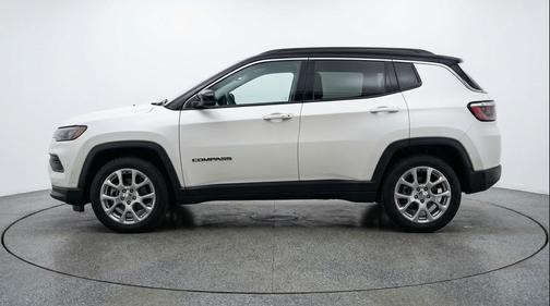 Bright White Clearcoat 2025 Jeep Compass Limited
