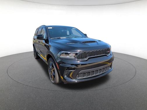 DB Black Crystal Clearcoat 2026 Dodge Durango GT HEMI V8