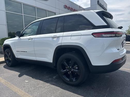 2023 Jeep Grand Cherokee Altitude