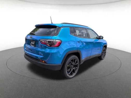 Blue Pearl 2026 Jeep Compass Latitude