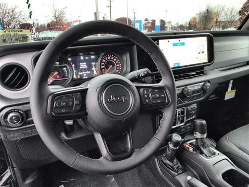 2026 Jeep Gladiator Sport