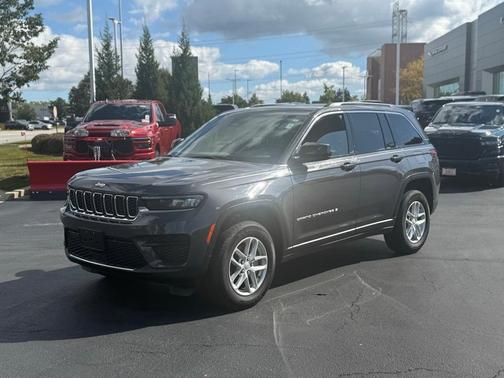 2024 Jeep Grand Cherokee Laredo X
