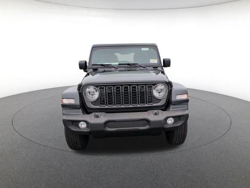 Black Clearcoat 2026 Jeep Wrangler Sport